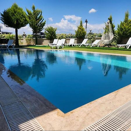 Gardenya Lara Suit Hotel Antalia Esterno foto