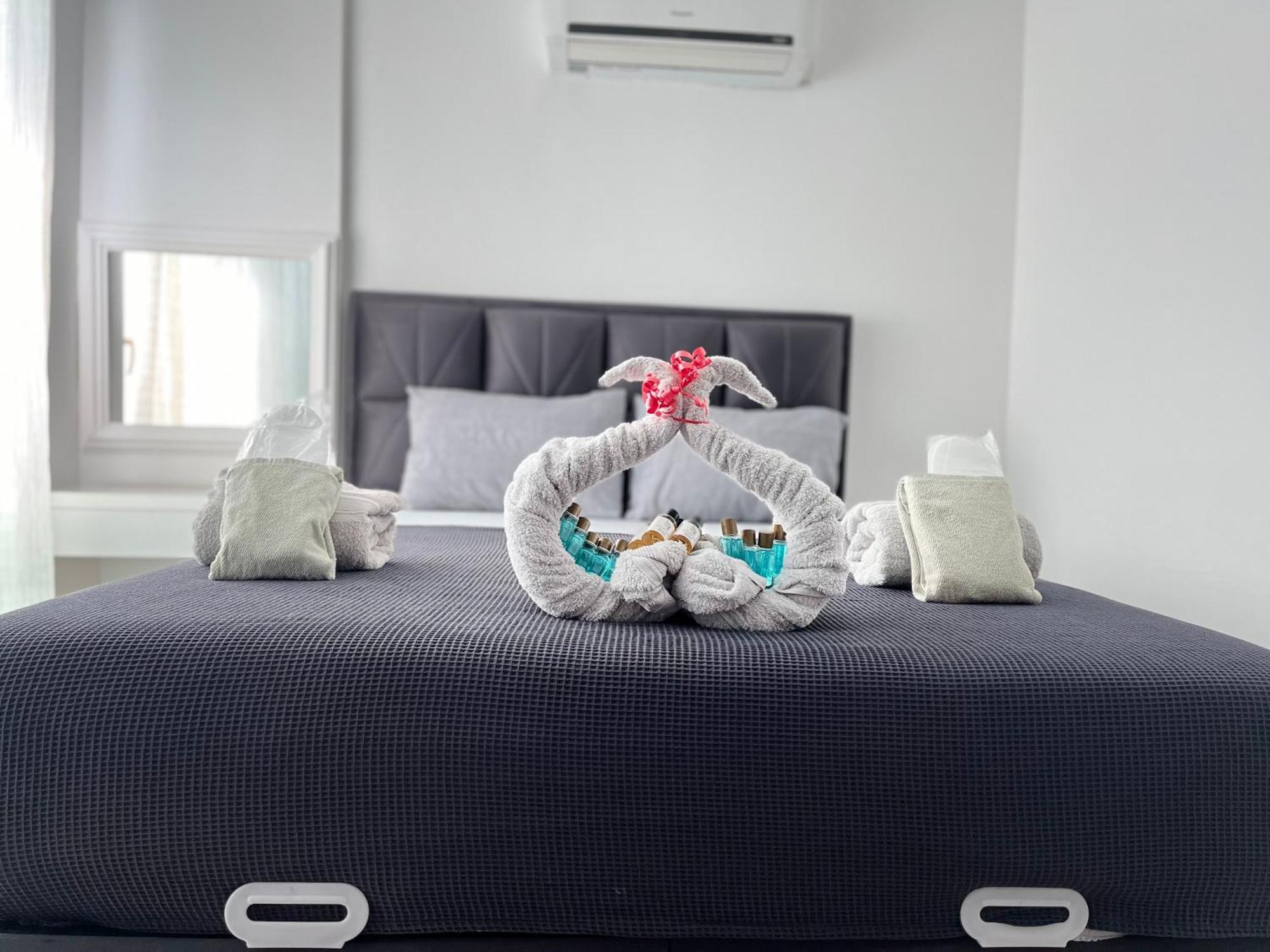Gardenya Lara Suit Hotel Antalia Esterno foto