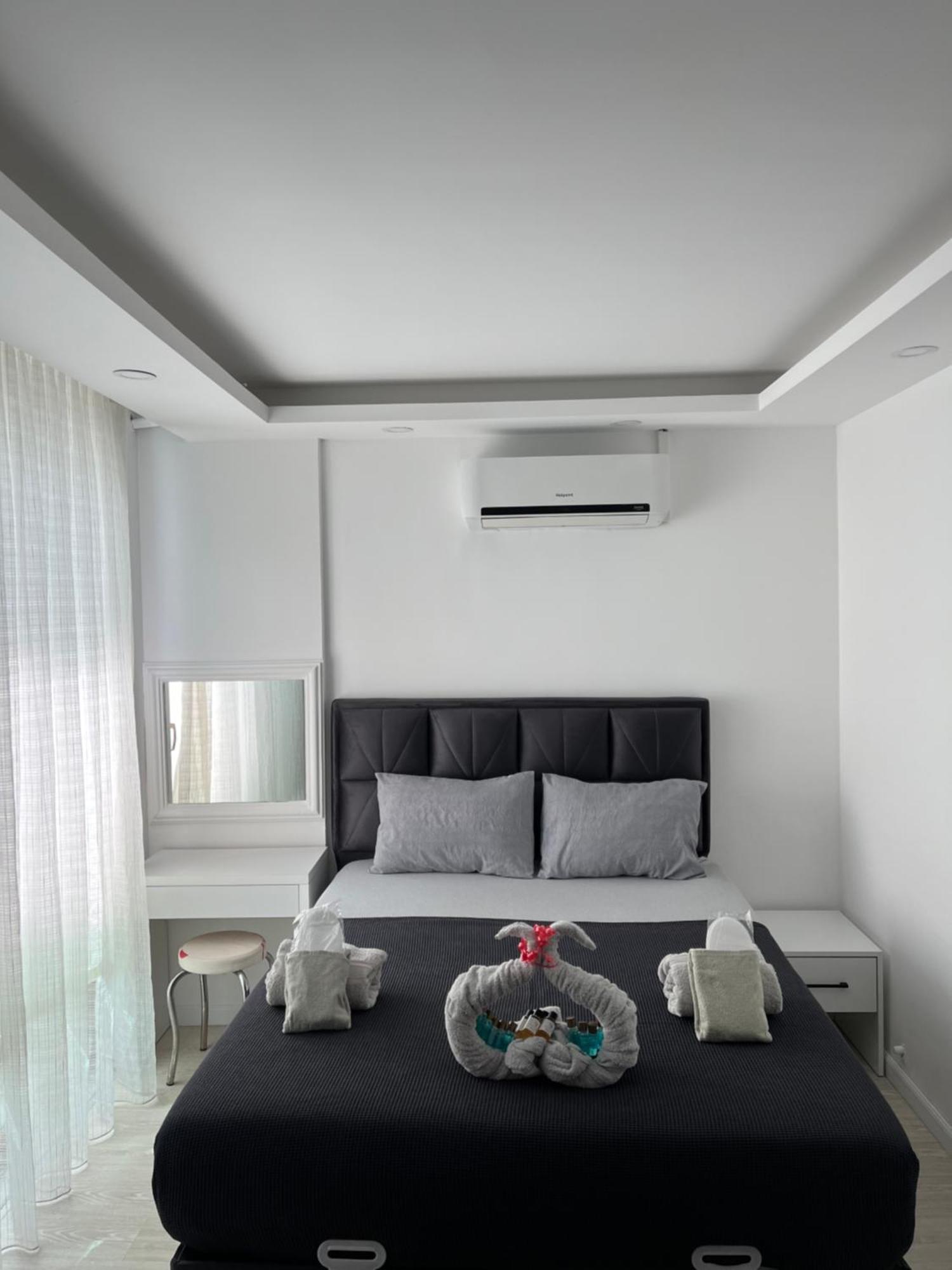 Gardenya Lara Suit Hotel Antalia Esterno foto